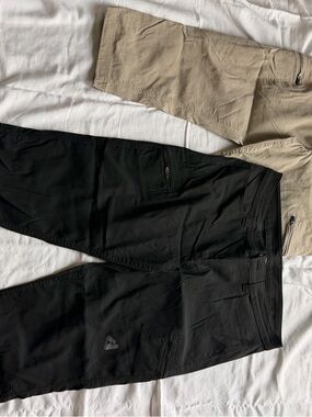 Eddie Bauer Guide Pro Women Tan and Black Capri Cargo Pants Bundle size 8